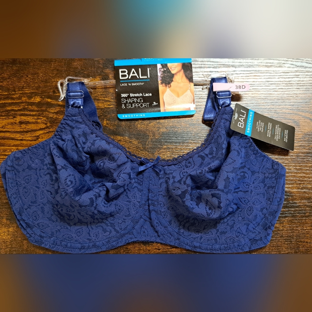 Bali Navy Blue Lace Full Coverage Bra no tags .
